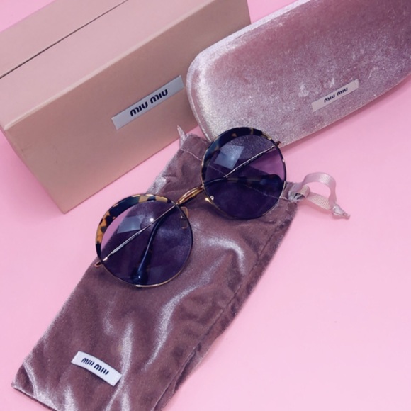 🔥 NWOT MIUMIU SUNGLASSES 🔥 - Picture 3 of 11